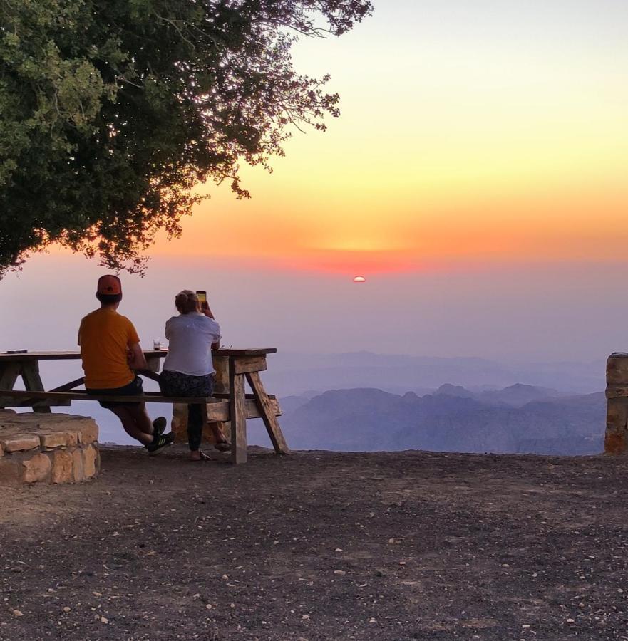 Jabal Dana Hotel - The Highest Hotel In Jordan Eksteriør billede
