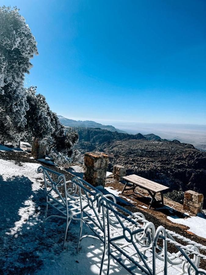 Jabal Dana Hotel - The Highest Hotel In Jordan Eksteriør billede