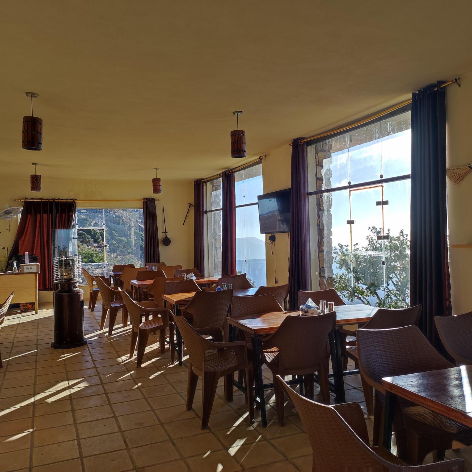 Jabal Dana Hotel - The Highest Hotel In Jordan Eksteriør billede